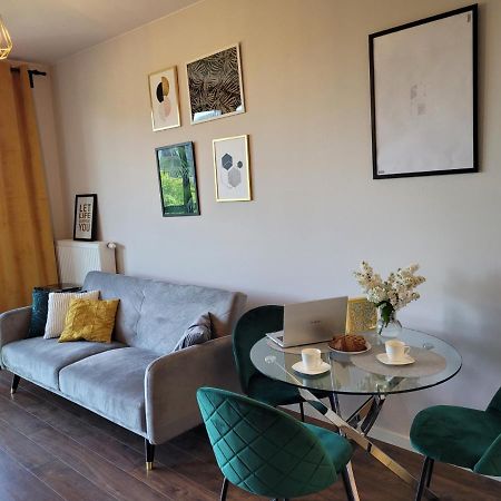 Vizzit Us Premium Apartments Marina Mokotow Warsaw Luaran gambar